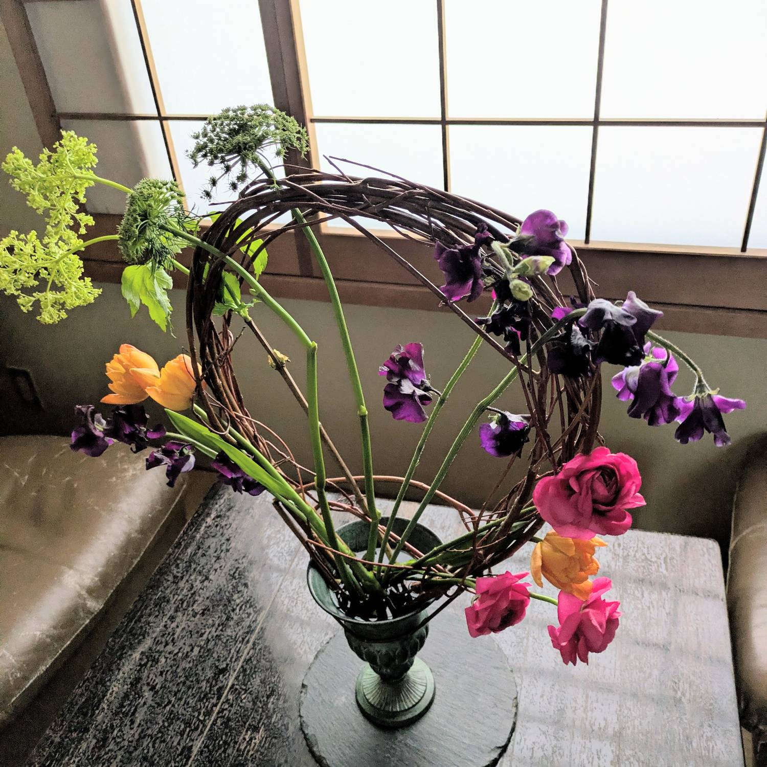 フレームのデザイン　脊黒講師作品