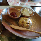 スコーンはご主人がイギリスで習い毎朝焼いています。