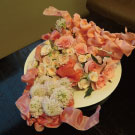 大崎講師作品　リボンと花です。