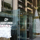 景太先生銀座スオッチビルのクリスマスのデザイン