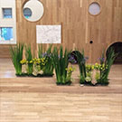 自然幼稚園みんなの園「開園式の花」です。ｋｔｉｏｎ大坪先生作です。