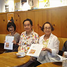 川崎景介校長の考花学の講義のあとにハイポーズ！