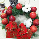 ミニリンゴのリース可愛いです