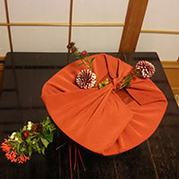 植物と風呂敷　松田講師作品