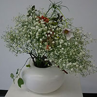 花で花をいける　山口作品