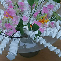 耐水性のあるユポ紙を使用したデザイン　松田講師作品