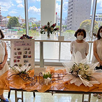 白のキングプロティアでウエディングボケーのデザイン