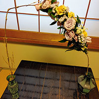 研究科　つなげる　　背黒講師　作品