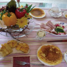 野田ビギニング生「野菜と花」でテーブルデコレーション